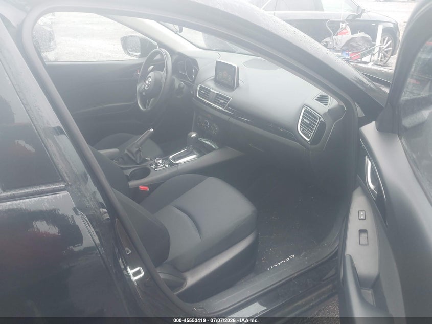 2016 Mazda 3 VIN JM1BM1T79G1306579 IAAI salvage auction — NORMAL WEAR, Clear (Massachusetts), sold $1,050 on 2026-07-17 (photo 5)