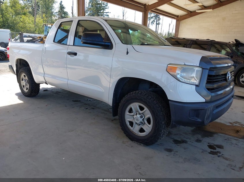 2015 Toyota Tundra VIN 5TFUM5F1XFX063853 IAAI salvage auction — REAR END, Bill Of Sale (Washington), sold $6,300 on 2026-07-29 (photo 1)