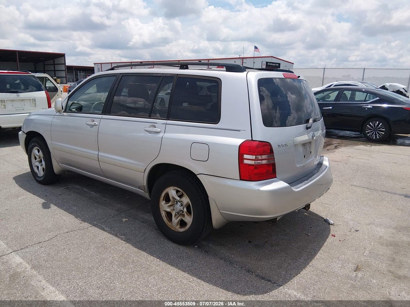 2002 Toyota Highlander VIN JTEGD21A920039223 IAAI salvage auction — REAR END, Clear (Indiana), sold $675 on 2026-08-02 (photo 3)