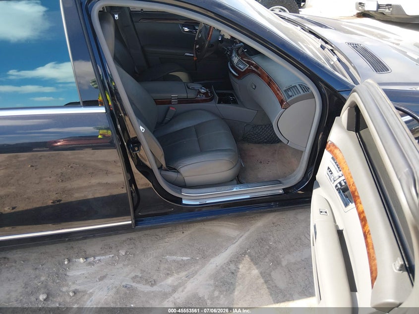 2008 Mercedes-benz S class VIN WDDNG71XX8A172943 IAAI salvage auction — LEFT & RIGHT, Original (Texas), sold $600 on 2026-07-21 (photo 5)