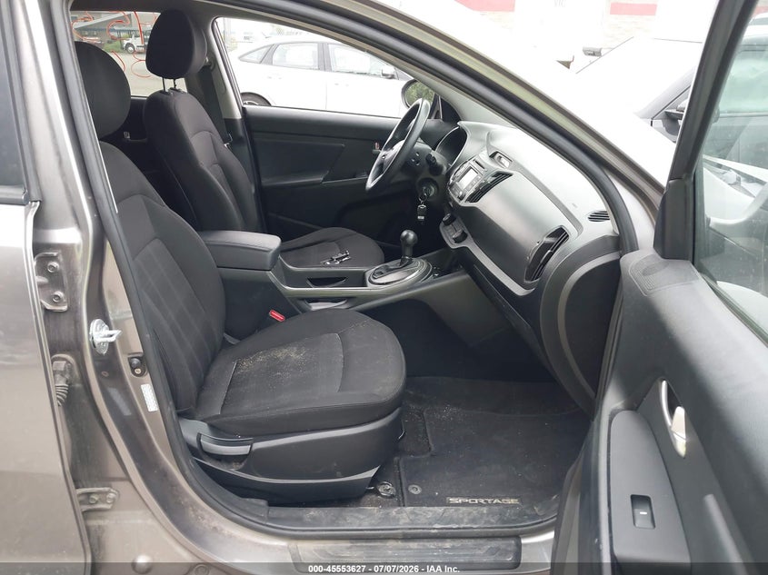 2013 Kia Sportage VIN KNDPB3A21D7358635 IAAI salvage auction — NORMAL WEAR, Original (Maine), sold $1,650 on 2026-07-13 (photo 5)