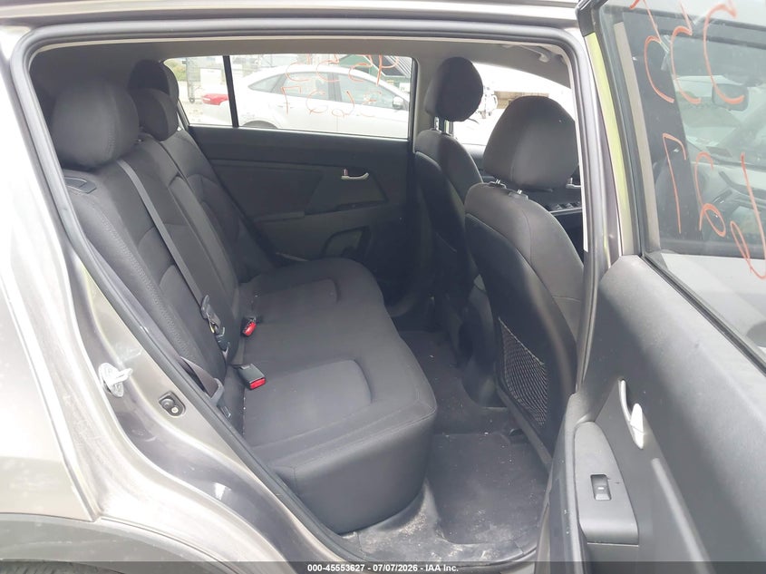 2013 Kia Sportage VIN KNDPB3A21D7358635 IAAI salvage auction — NORMAL WEAR, Original (Maine), sold $1,650 on 2026-07-13 (photo 8)