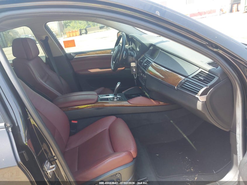2010 BMW X6 VIN 5UXFG4C5XAL226131 IAAI salvage auction — NORMAL WEAR, Clear (Virginia), sold $725 on 2026-07-28 (photo 5)