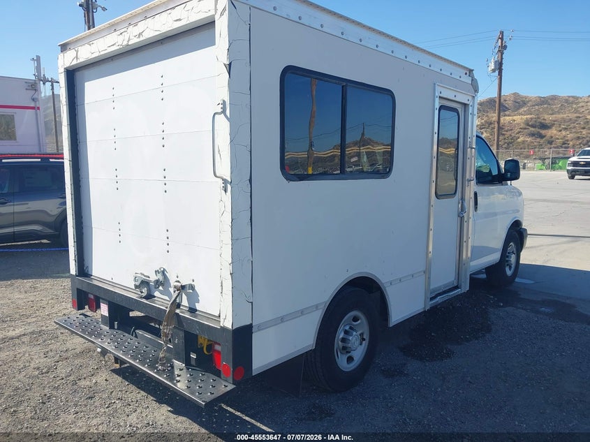2016 Chevrolet Express 2500 VIN 1GB0GRFG6G1276163 IAAI salvage auction — REAR END, SF97 (California), sold $13,600 on 2026-08-25 (photo 4)
