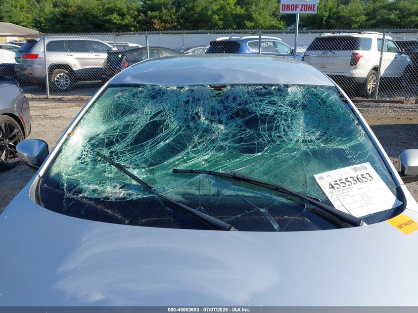 2015 Volkswagen Passat VIN 1VWAT7A35FC005843 IAAI salvage auction — STORM DAMAGE, Clear (Indiana), sold $1,300 on 2026-08-02 (photo 6)