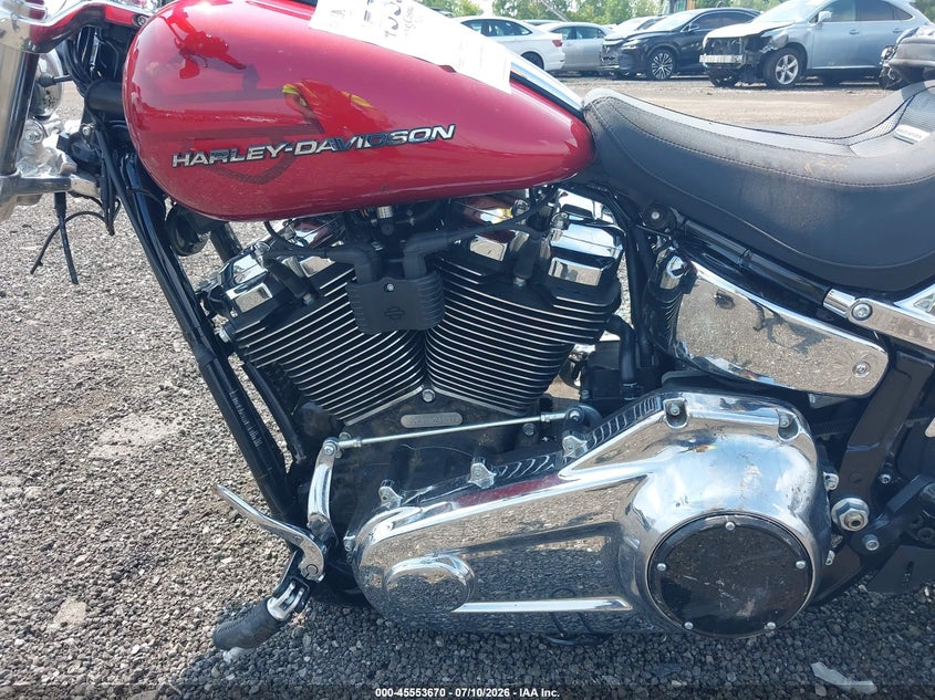 2025 Harley-davidson Breakout VIN 1HD1YE910SB024097 IAAI salvage auction — FRONT END, Salvage Title, sold $7,500 on 2026-09-01 (photo 9)