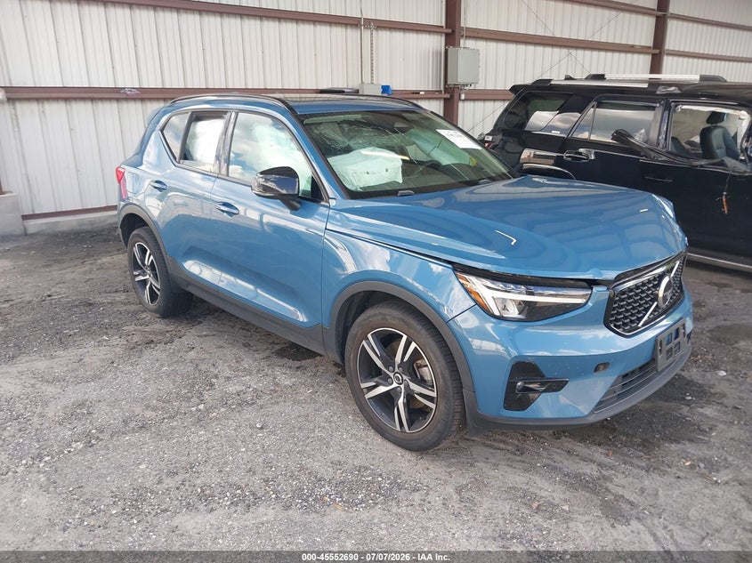 2023 Volvo Xc40 VIN YV4L12UW8P2967018 IAAI salvage auction — FRONT END, Wait Title, sold $7,500 on 2026-08-18 (photo 1)