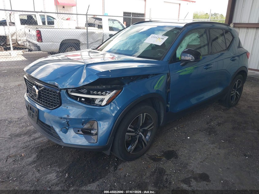 2023 Volvo Xc40 VIN YV4L12UW8P2967018 IAAI salvage auction — FRONT END, Wait Title, sold $7,500 on 2026-08-18 (photo 2)