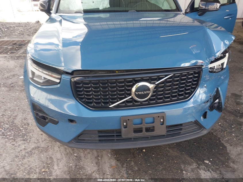 2023 Volvo Xc40 VIN YV4L12UW8P2967018 IAAI salvage auction — FRONT END, Wait Title, sold $7,500 on 2026-08-18 (photo 6)