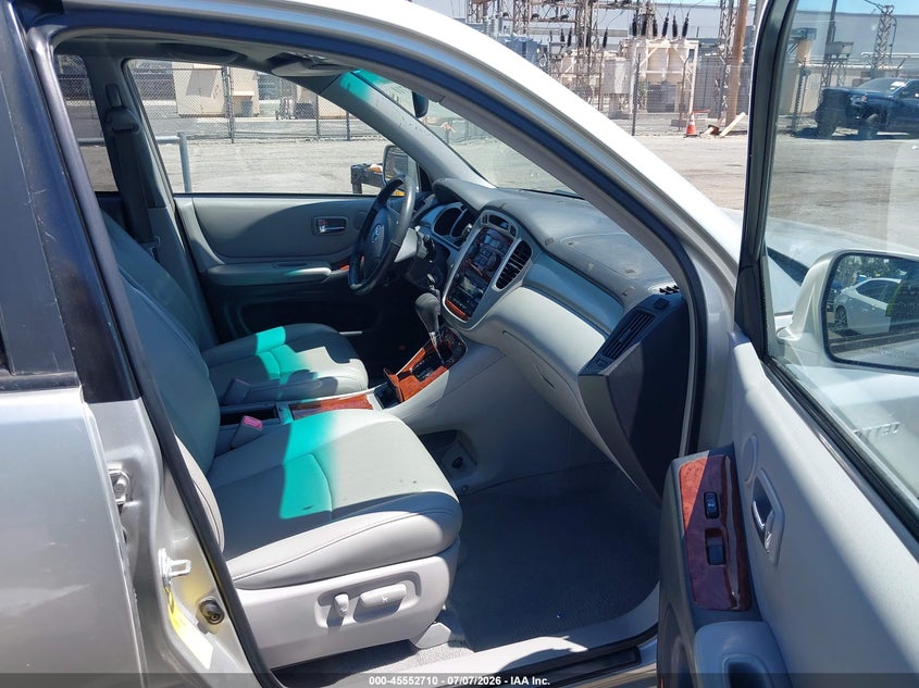 2005 Toyota Highlander VIN JTEDP21A950064833 IAAI salvage auction — LEFT SIDE, Salvage (California), sold $875 on 2026-07-23 (photo 5)