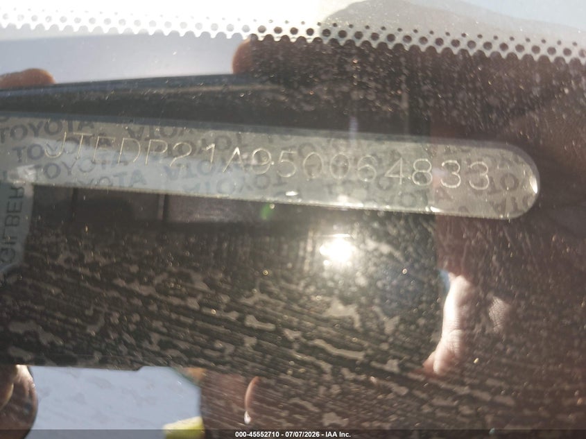 2005 Toyota Highlander VIN JTEDP21A950064833 IAAI salvage auction — LEFT SIDE, Salvage (California), sold $875 on 2026-07-23 (photo 9)