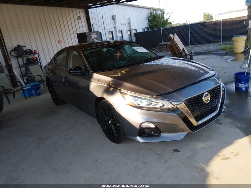 2022 Nissan Altima VIN 1N4BL4CW0NN363308 IAAI salvage auction — SIDE, Salvage Title, sold $3,750 on 2026-07-31 (photo 1)
