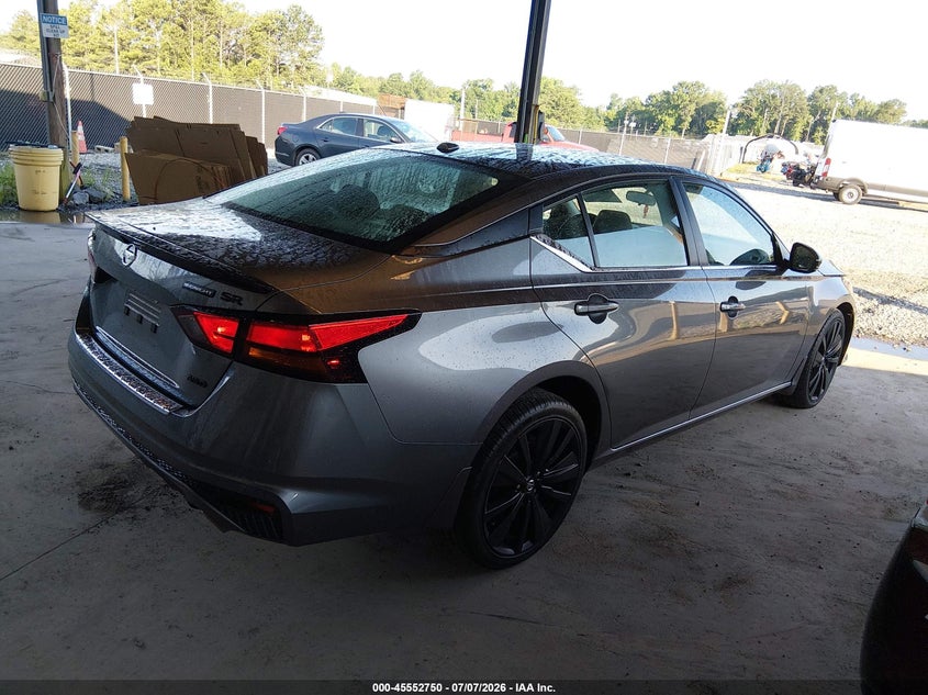 2022 Nissan Altima VIN 1N4BL4CW0NN363308 IAAI salvage auction — SIDE, Salvage Title, sold $3,750 on 2026-07-31 (photo 4)