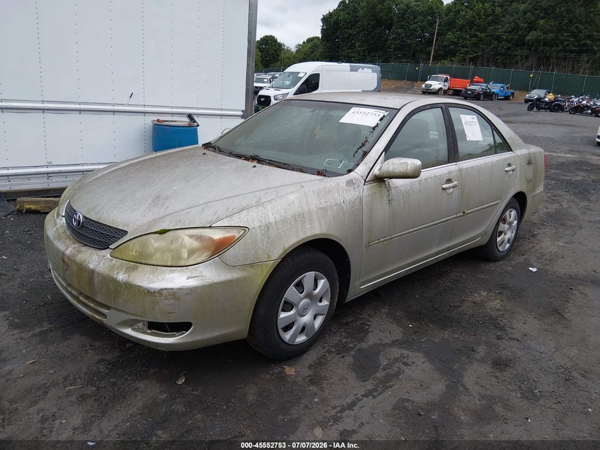 2002 Toyota Camry VIN JTDBE32K520090016 IAAI salvage auction — NORMAL WEAR, Clear (New York), sold $400 on 2026-07-28 (photo 2)