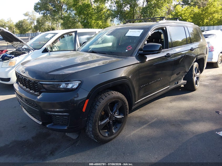 2023 Jeep Grand cherokee VIN 1C4RJKBG3P8736372 IAAI salvage auction — LEFT SIDE, Salvage Title, sold $12,900 on 2026-08-31 (photo 2)