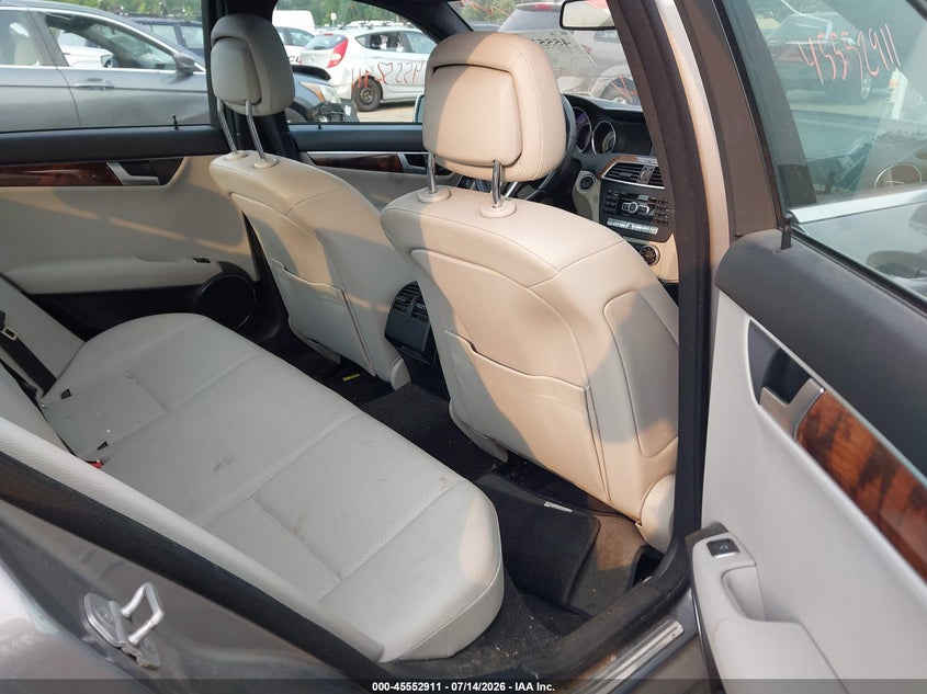 2012 Mercedes-benz C-klasse VIN WDDGF8BB2CA605250 IAAI salvage auction — FRONT END, Mv-907A (New York), sold $525 on 2026-07-28 (photo 8)