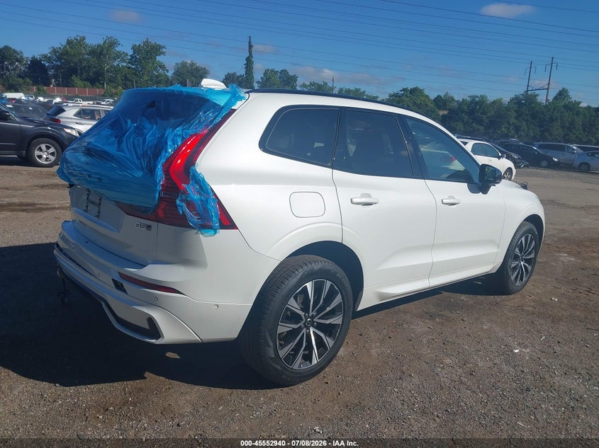 2025 Volvo Xc60 VIN YV4M12RC4S1214796 IAAI salvage auction — LEFT REAR, Salvage Title, sold $18,800 on 2026-08-07 (photo 4)
