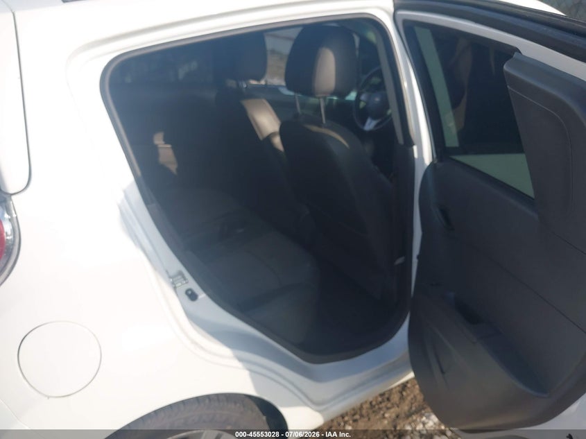 2013 Chevrolet Spark VIN KL8CA6S99DC618732 IAAI salvage auction — NORMAL WEAR, Original (Ohio), sold $25 on 2026-07-22 (photo 8)