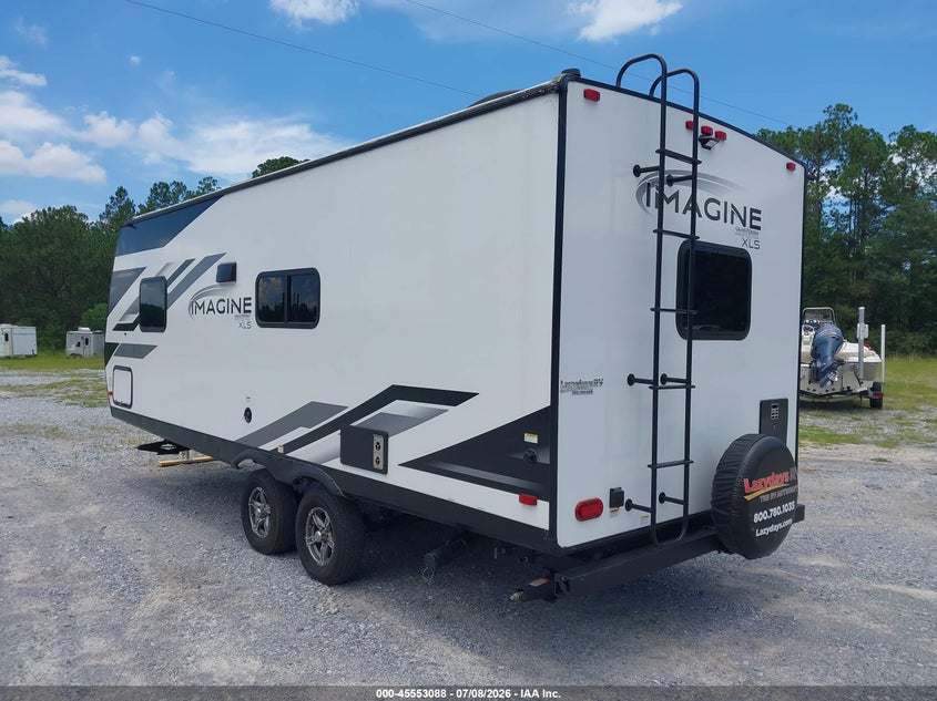 2022 Grand design Imagine VIN 573TE2625N3429698 IAAI salvage auction — REAR END, Certificate Of Destruction (Florida), sold $3,550 on 2026-09-01 (photo 3)