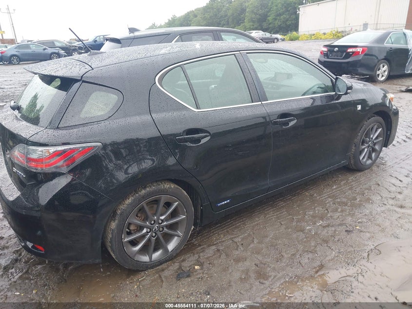 2013 Lexus Ct VIN JTHKD5BHXD2171053 IAAI salvage auction — FRONT END, Clear (Massachusetts), sold $4,050 on 2026-07-11 (photo 4)