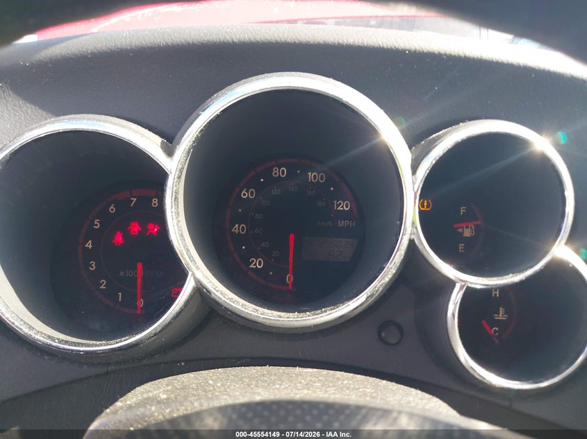 2005 Pontiac Vibe VIN 5Y2SL63825Z450160 IAAI salvage auction — MECHANICAL, Clear (Tennessee), sold $150 on 2026-07-30 (photo 7)