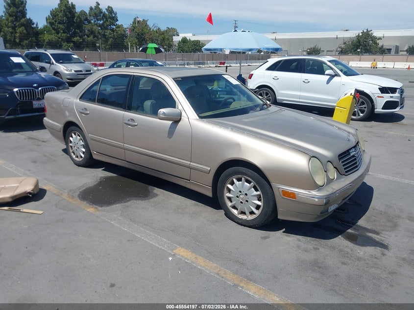 2001 Mercedes-benz E-class VIN WDBJF65J81B355834 IAAI salvage auction — NORMAL WEAR, Clear - Dealer Only (California), sold $350 on 2026-07-29 (photo 1)