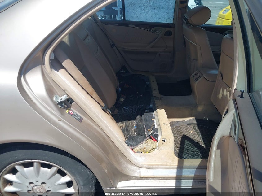2001 Mercedes-benz E-class VIN WDBJF65J81B355834 IAAI salvage auction — NORMAL WEAR, Clear - Dealer Only (California), sold $350 on 2026-07-29 (photo 6)