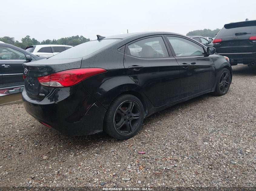 2013 Hyundai Elantra VIN KMHDH4AE1DU871818 IAAI salvage auction — NORMAL WEAR, Clear (Virginia), sold $550 on 2026-07-30 (photo 4)