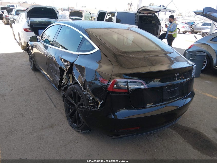 2018 Tesla Model 3 VIN 5YJ3E1EA3JF070262 IAAI salvage auction — LEFT SIDE, Salvage Title, sold $3,650 on 2026-07-29 (photo 3)