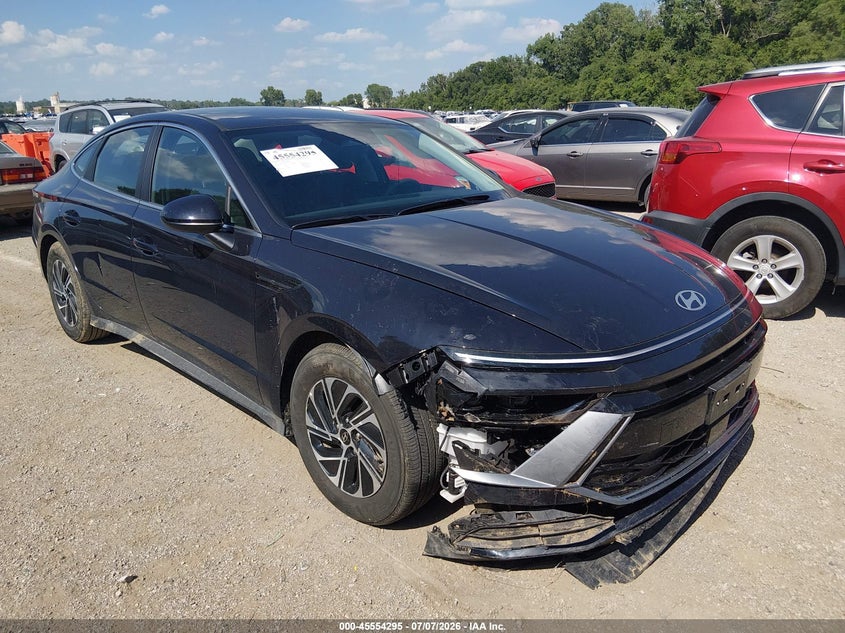 2026 Hyundai Sonata VIN KMHL24JJ8TA147604 IAAI salvage auction — FRONT END, Enterprise Vehicles Clear Only (Nebraska), sold $13,700 on 2026-07-11 (photo 1)
