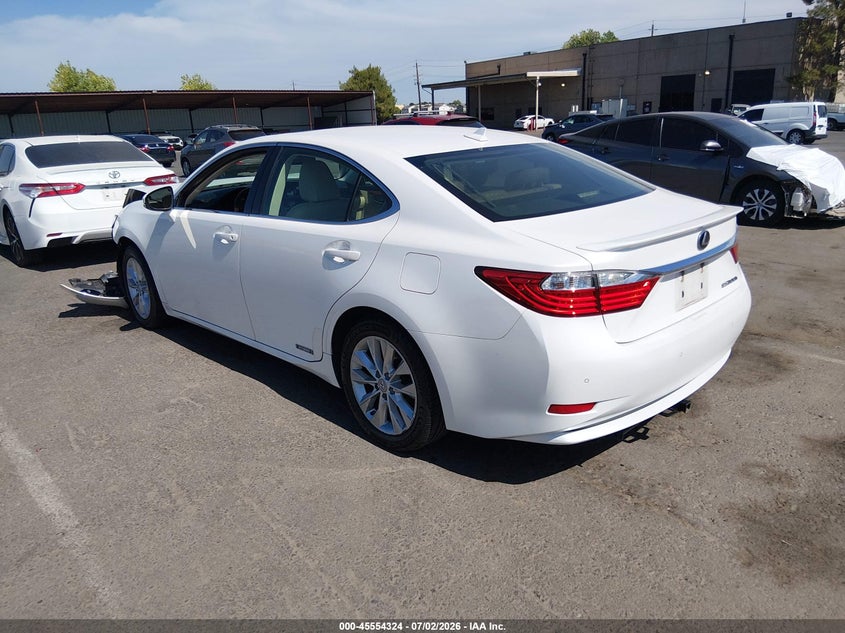 2014 Lexus ES VIN JTHBW1GG8E2074177 IAAI salvage auction — FRONT END, Salvage Title, sold $3,250 on 2026-07-29 (photo 3)