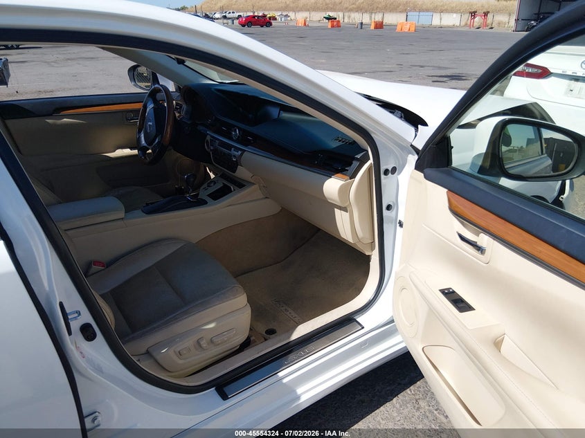2014 Lexus ES VIN JTHBW1GG8E2074177 IAAI salvage auction — FRONT END, Salvage Title, sold $3,250 on 2026-07-29 (photo 5)