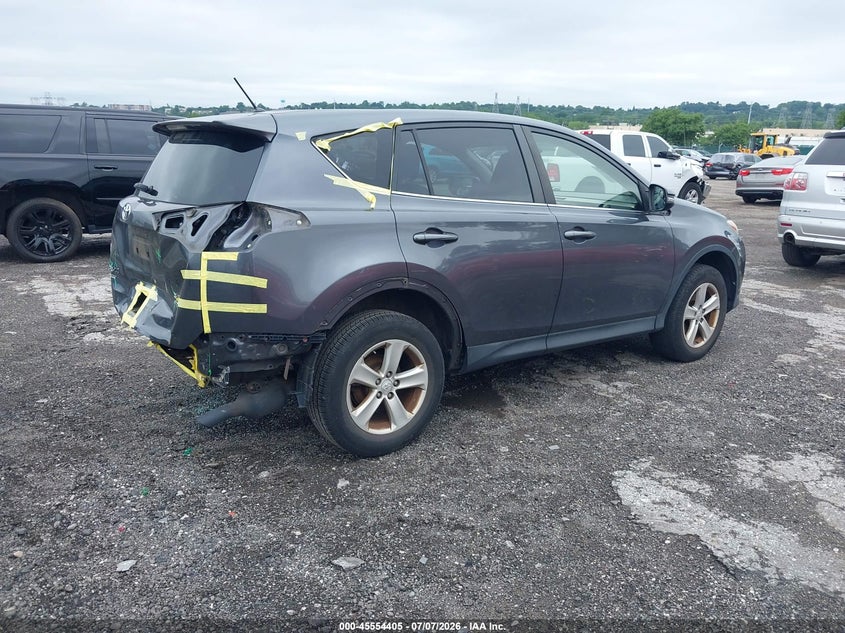 2013 Toyota Rav 4 VIN JTMRFREV4DD041700 IAAI salvage auction — REAR END, Salvage (Pennsylvania), sold $4,550 on 2026-07-24 (photo 4)