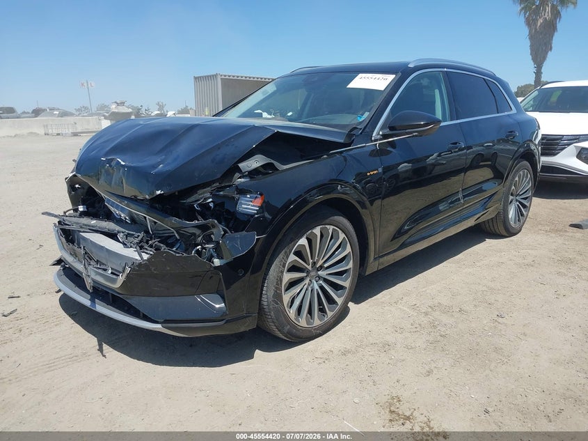 2019 Audi E-tron VIN WA1VABGE6KB010775 IAAI salvage auction — FRONT END, Salvage (California), sold $8,100 on 2026-07-30 (photo 2)