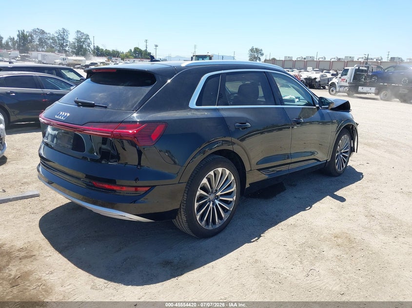 2019 Audi E-tron VIN WA1VABGE6KB010775 IAAI salvage auction — FRONT END, Salvage (California), sold $8,100 on 2026-07-30 (photo 4)