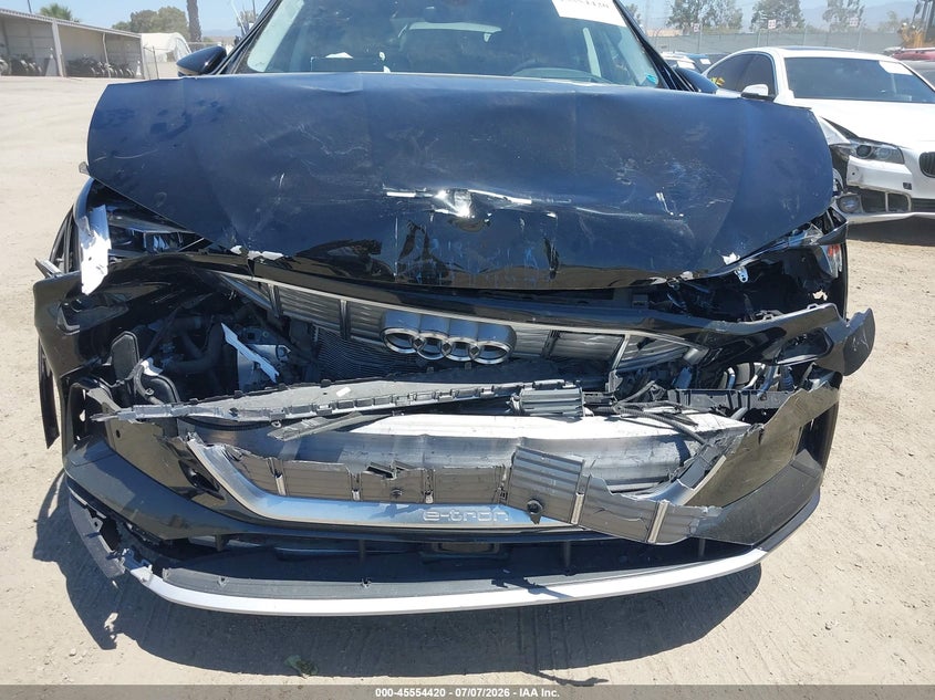 2019 Audi E-tron VIN WA1VABGE6KB010775 IAAI salvage auction — FRONT END, Salvage (California), sold $8,100 on 2026-07-30 (photo 6)