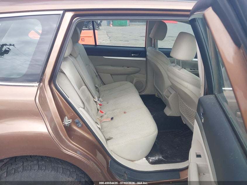 2011 Subaru Outback VIN 4S4BRBAC9B3439648 IAAI salvage auction — NORMAL WEAR, Clear-Dealer Only (Oregon), sold $550 on 2026-07-09 (photo 8)