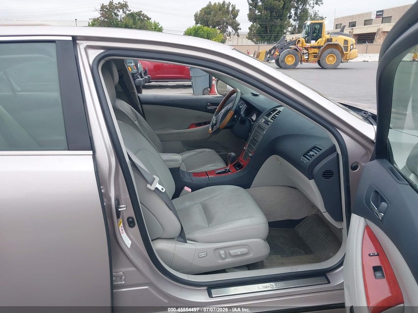 2007 Lexus Es 350 VIN JTHBJ46G772057472 IAAI salvage auction — NORMAL WEAR, Clear - Dealer Only (California), sold $2,000 on 2026-07-13 (photo 5)