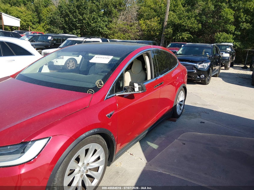 2018 Tesla Model x VIN 5YJXCAE21JF142026 IAAI salvage auction — ALL OVER, Rebuilt (Indiana), sold $2,700 on 2026-07-27 (photo 6)