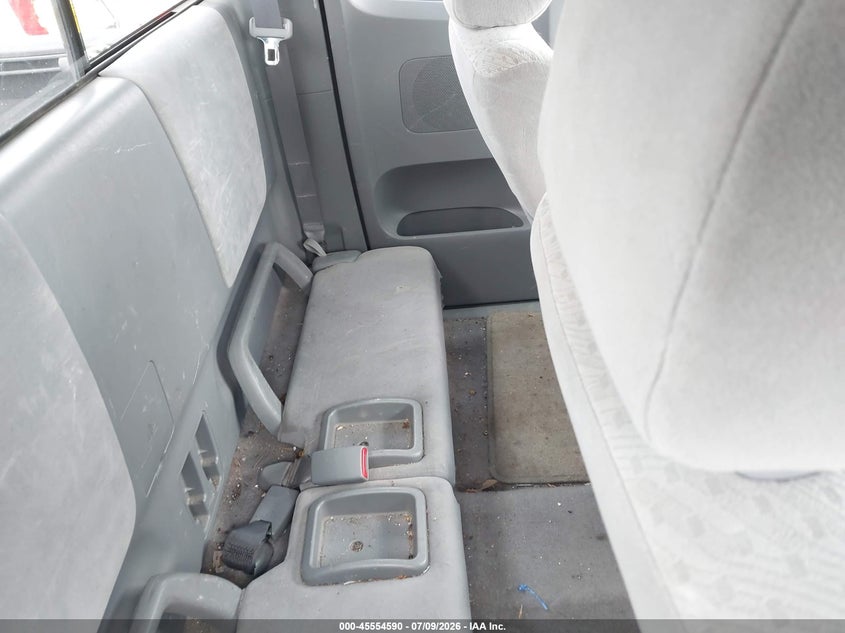 2007 Toyota Tacoma VIN 5TETX22N07Z411258 IAAI salvage auction — FRONT END, Clear (Wisconsin), sold $25 on 2026-07-30 (photo 8)