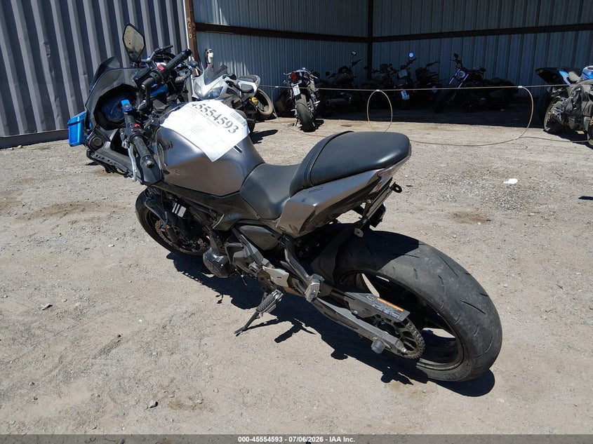 2021 Kawasaki Ninja VIN ML5EXEM19MDA28361 IAAI salvage auction — FRONT END, Salvage (California), sold $1,100 on 2026-07-22 (photo 3)