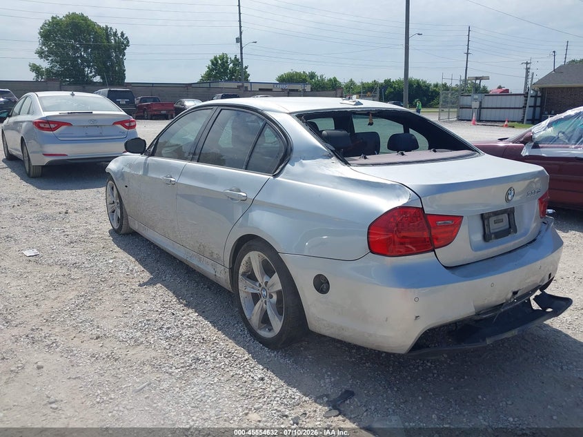 2011 BMW 3 series VIN WBAPN7C52BF184371 IAAI salvage auction — FRONT & REAR, Salvage (Missouri), sold $600 on 2026-07-31 (photo 3)