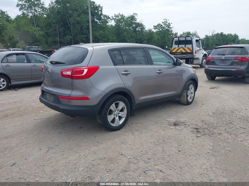 2012 Kia Sportage VIN KNDPB3A25C7274462 IAAI salvage auction — NORMAL WEAR, Clear (Massachusetts), sold $1,100 on 2026-07-15 (photo 4)