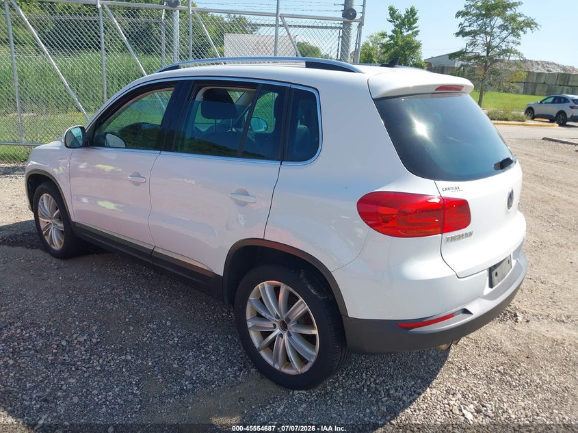 2015 Volkswagen Tiguan VIN WVGBV7AX0FW519260 IAAI salvage auction — NORMAL WEAR, Clear (Illinois), sold $1,750 on 2026-07-15 (photo 3)