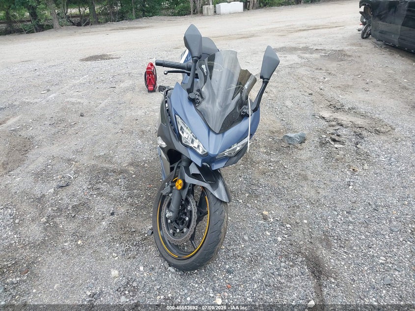 2023 Kawasaki Ninja VIN JKAEXKH17PDAP7121 IAAI salvage auction — LEFT & RIGHT, Salvage - Greater Than 75% (Maryland), sold $1,150 on 2026-07-22 (photo 5)