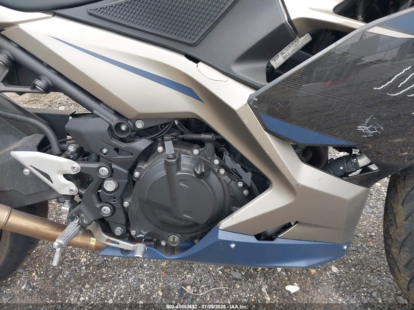 2023 Kawasaki Ninja VIN JKAEXKH17PDAP7121 IAAI salvage auction — LEFT & RIGHT, Salvage - Greater Than 75% (Maryland), sold $1,150 on 2026-07-22 (photo 8)
