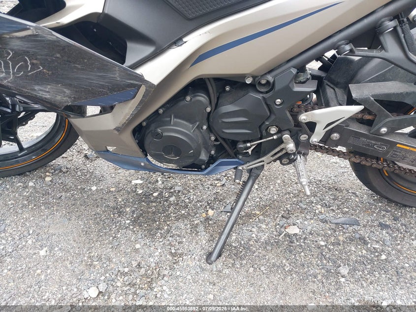 2023 Kawasaki Ninja VIN JKAEXKH17PDAP7121 IAAI salvage auction — LEFT & RIGHT, Salvage - Greater Than 75% (Maryland), sold $1,150 on 2026-07-22 (photo 9)