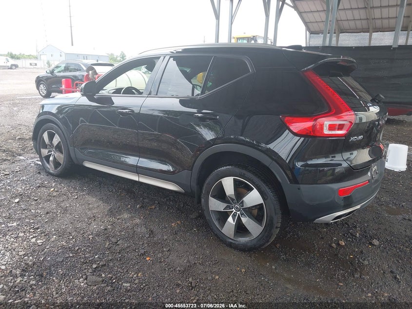 2019 Volvo Xc40 VIN YV4162UK0K2096209 IAAI salvage auction — RIGHT FRONT, Salvage Title, sold $6,500 on 2026-08-17 (photo 3)