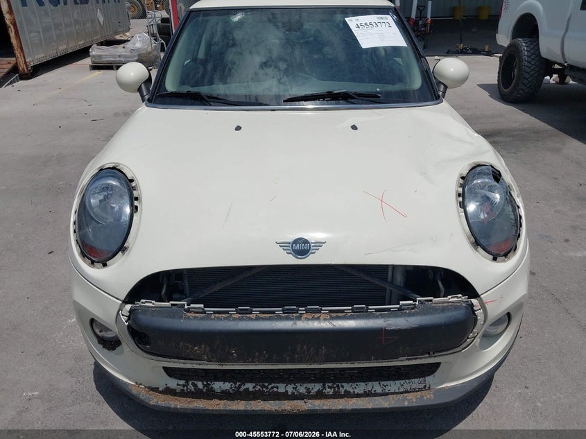 2019 Mini Hard top VIN WMWXP5C55K2H31559 IAAI salvage auction — LEFT FRONT, Salvage Title, sold $1,650 on 2026-08-08 (photo 6)