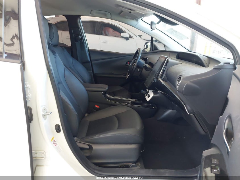 2018 Toyota Prius VIN JTDKARFP3J3082014 IAAI salvage auction — REAR END, Salvage Title, sold $6,800 on 2026-07-24 (photo 5)